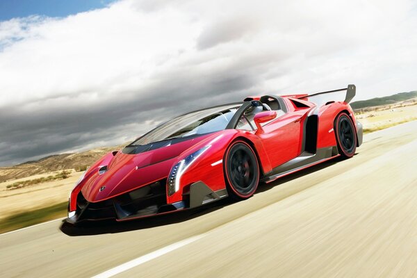 Voiture futuriste de course rouge