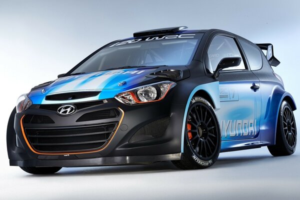 Hyundai voiture de sport bleue