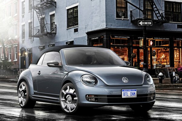 Volkswagen Beetle convertible en gris