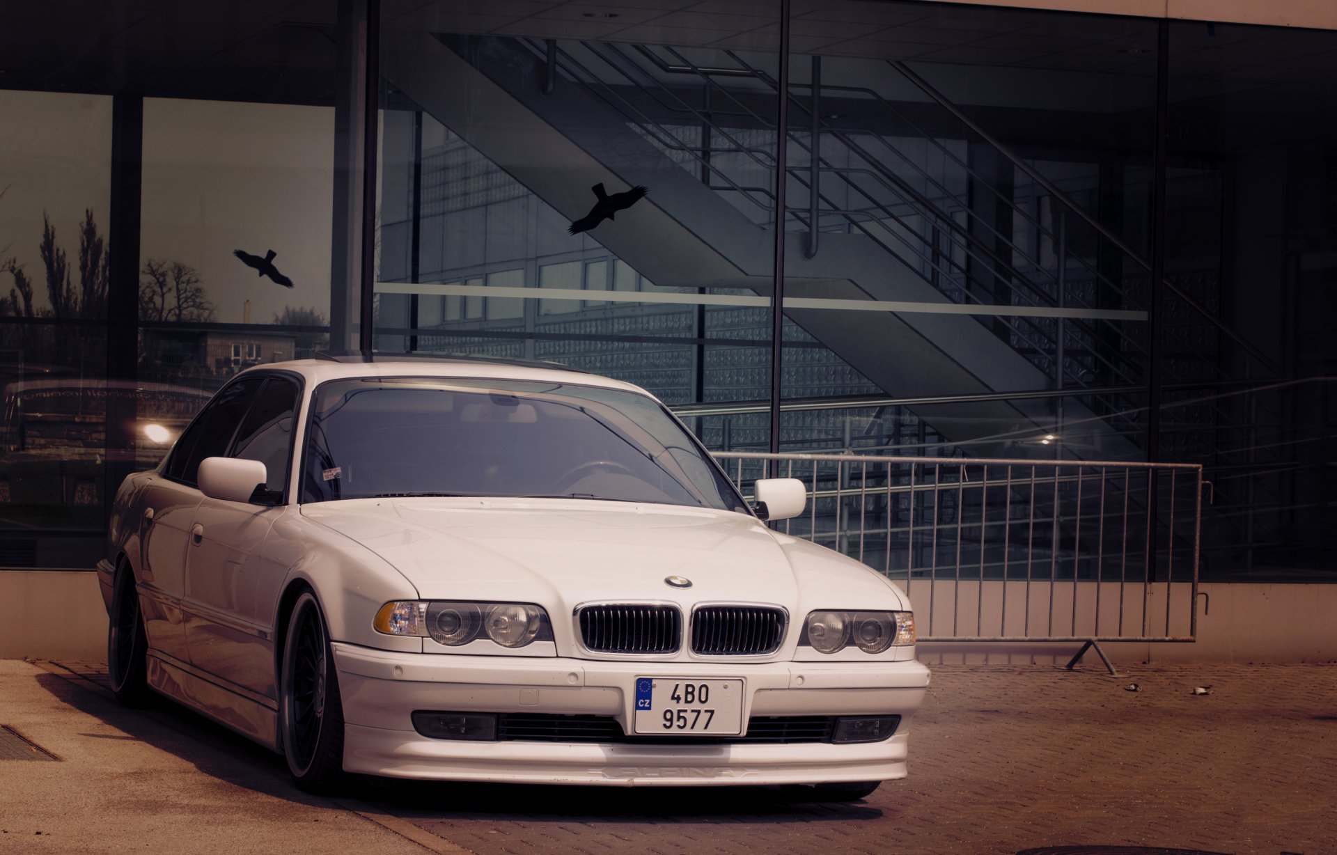 bmw e38 bmw boomer white