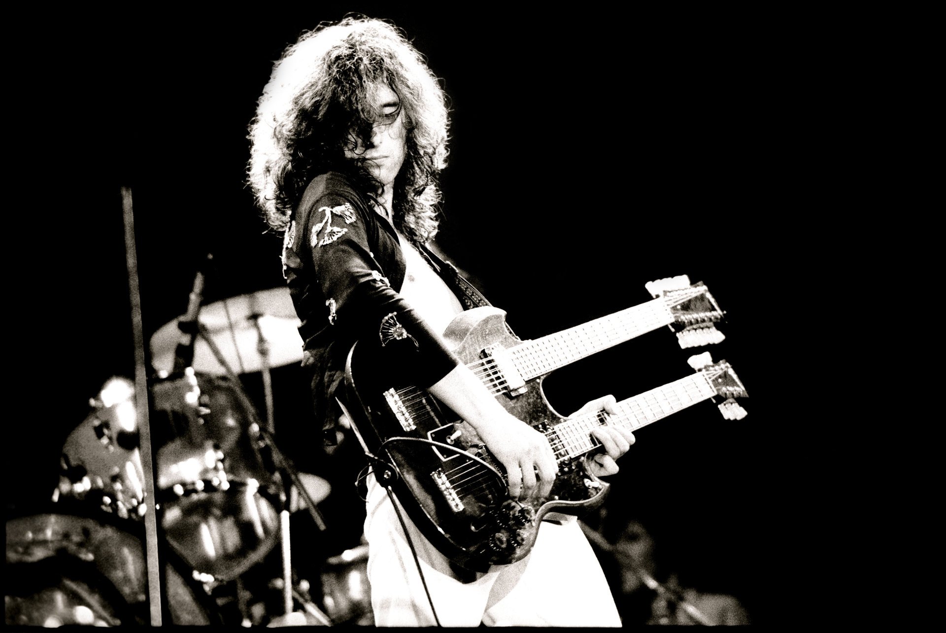 jimmy page jimmy page rock led zeppelin musician b-w black background drums guitar singer long hair guy