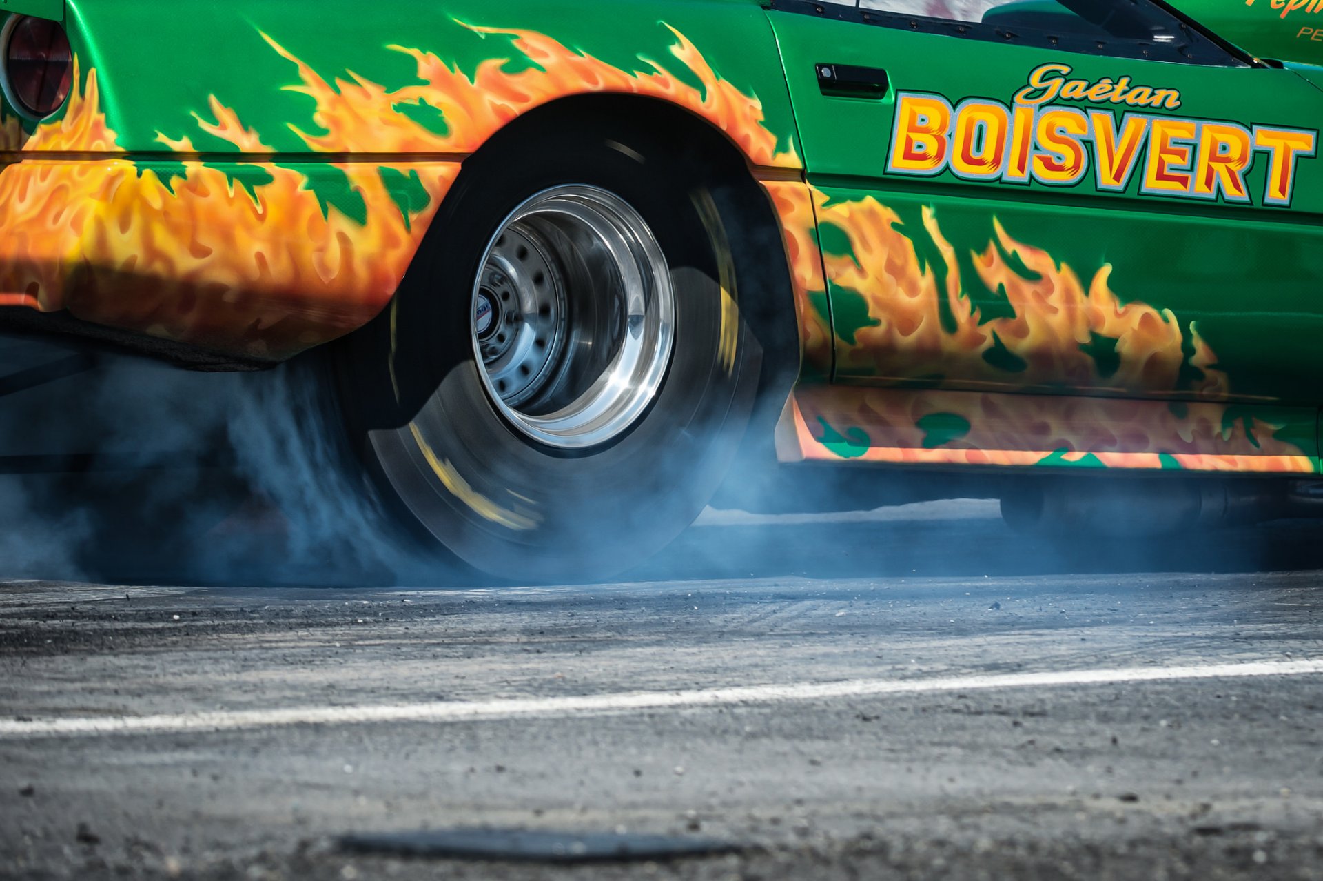 chevrolet corvette muscle car drag racing wyścig koło dym