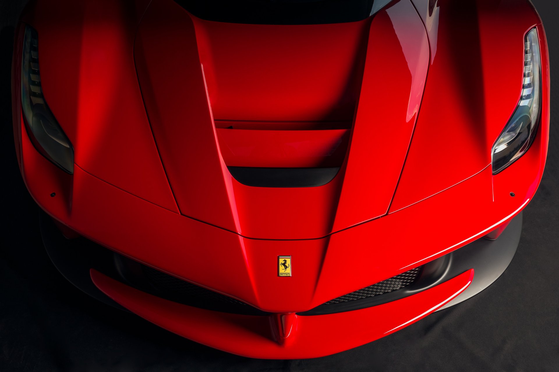 ferrari laferrari rouges avant