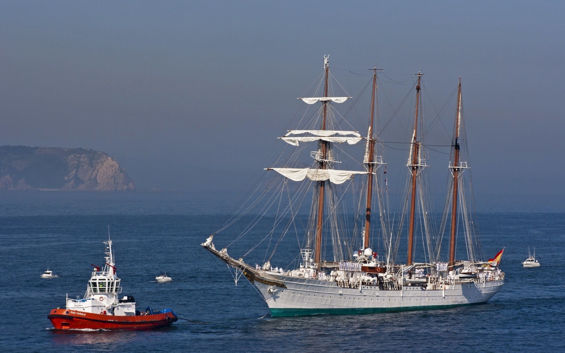 juan sebastián de elcano schooner sailboats lift of the boat sea