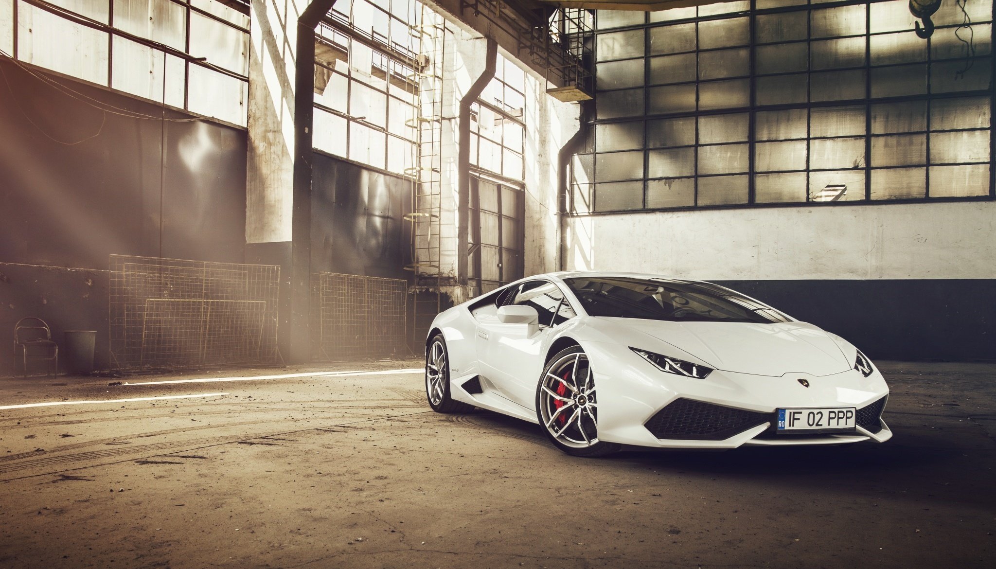 lamborghini huracan lp610-4 supersportwagen weiß vorne