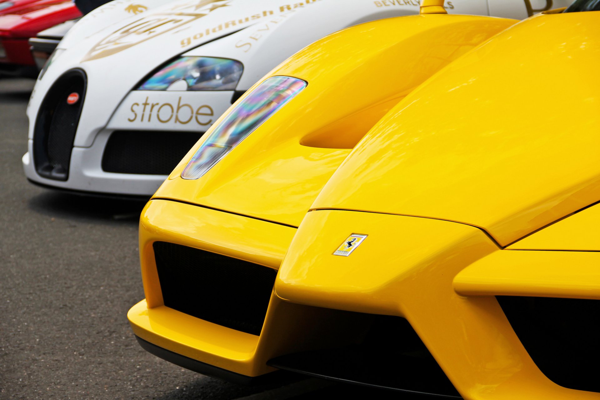 ferrari enzo bugatti veyron yellow white supercars ferrari bugatti