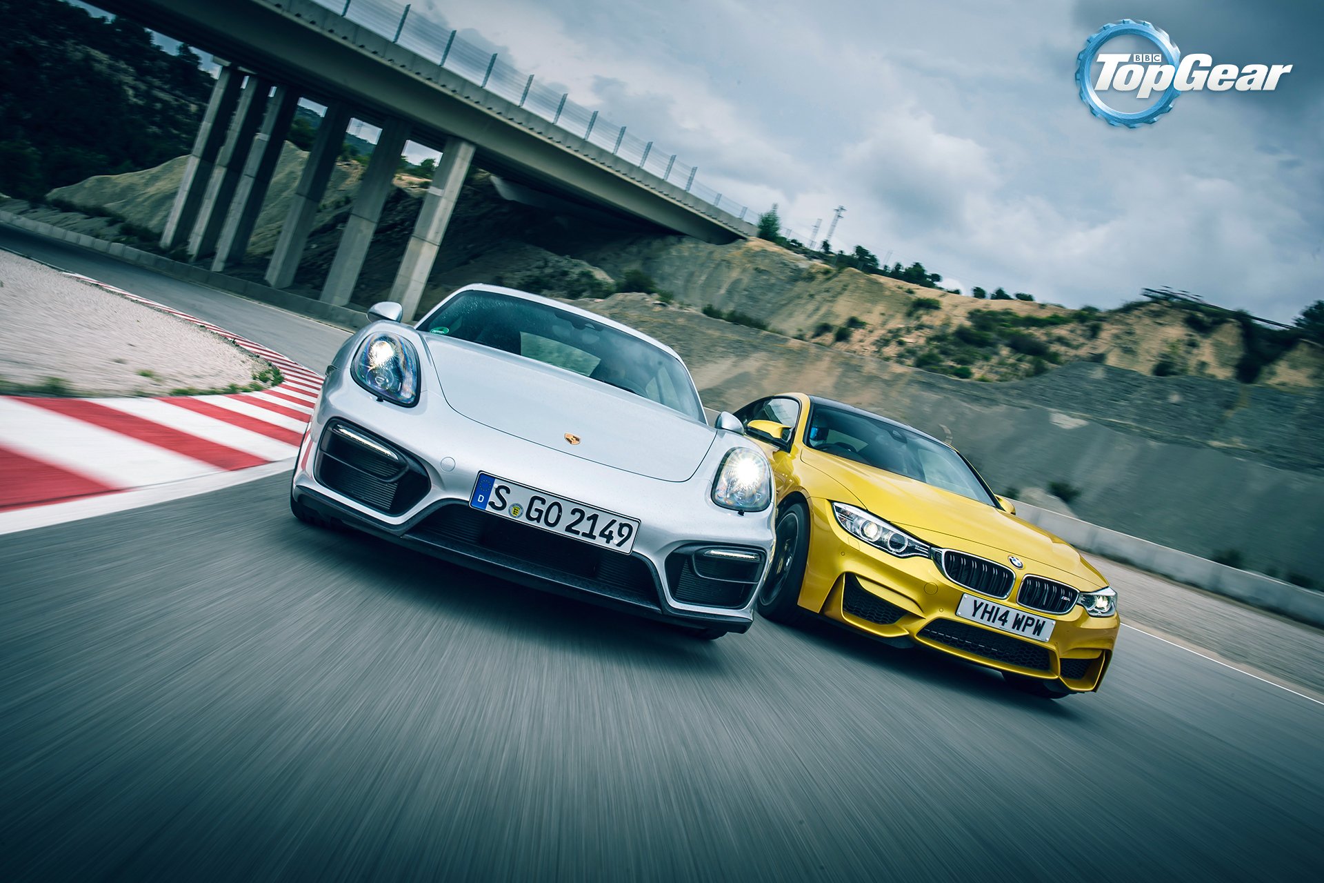 porsche cayman gts bmw m4 silver yellow speed supercars track top gear