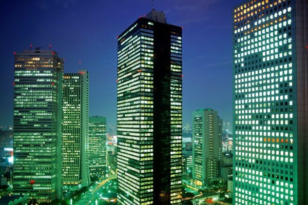 One-hundred-story skyscrapers in Tokyo district