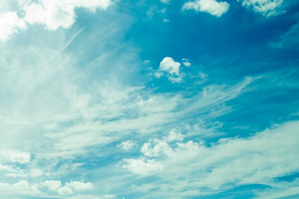 La pureza de las nubes, la transparencia del cielo, la frescura del aire, así es la vida del planeta