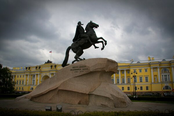 Петербург город сильных дождей