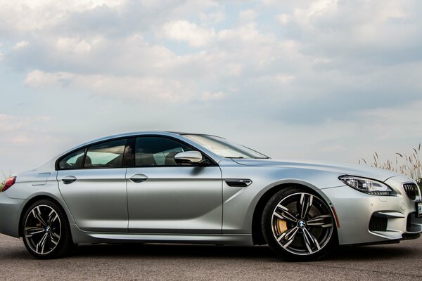 Авто стильный bmw m6 gran coupe