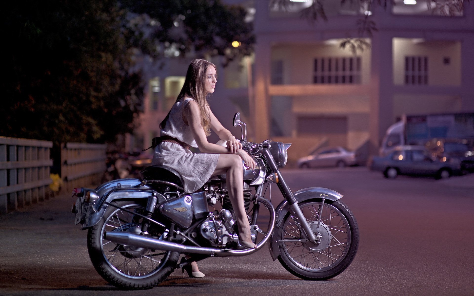 girl street bike