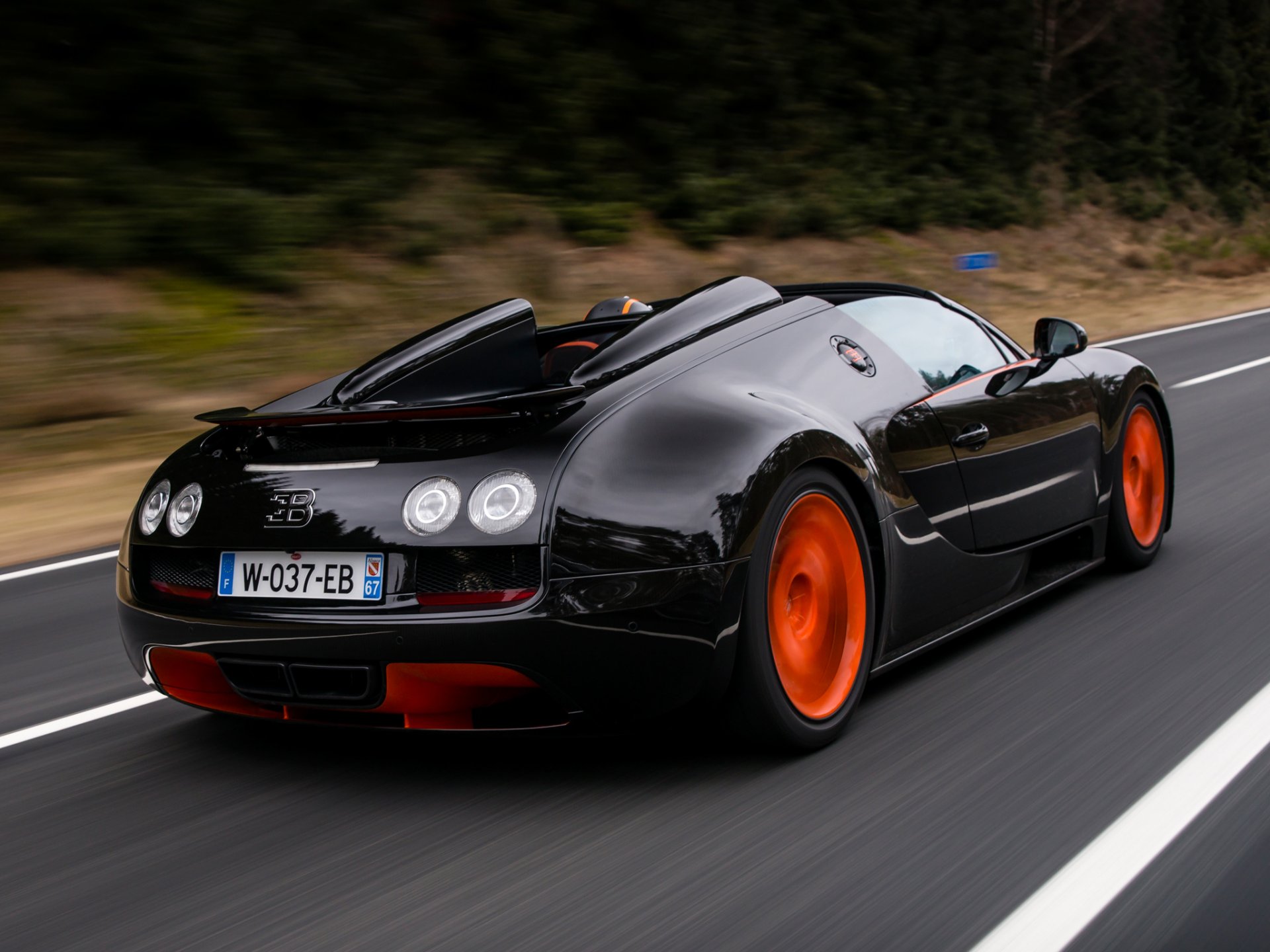 bugatti veyron grand sport roadster vitesse wrc edition samochód droga prędkość supersamochód czarny pomarańczowy