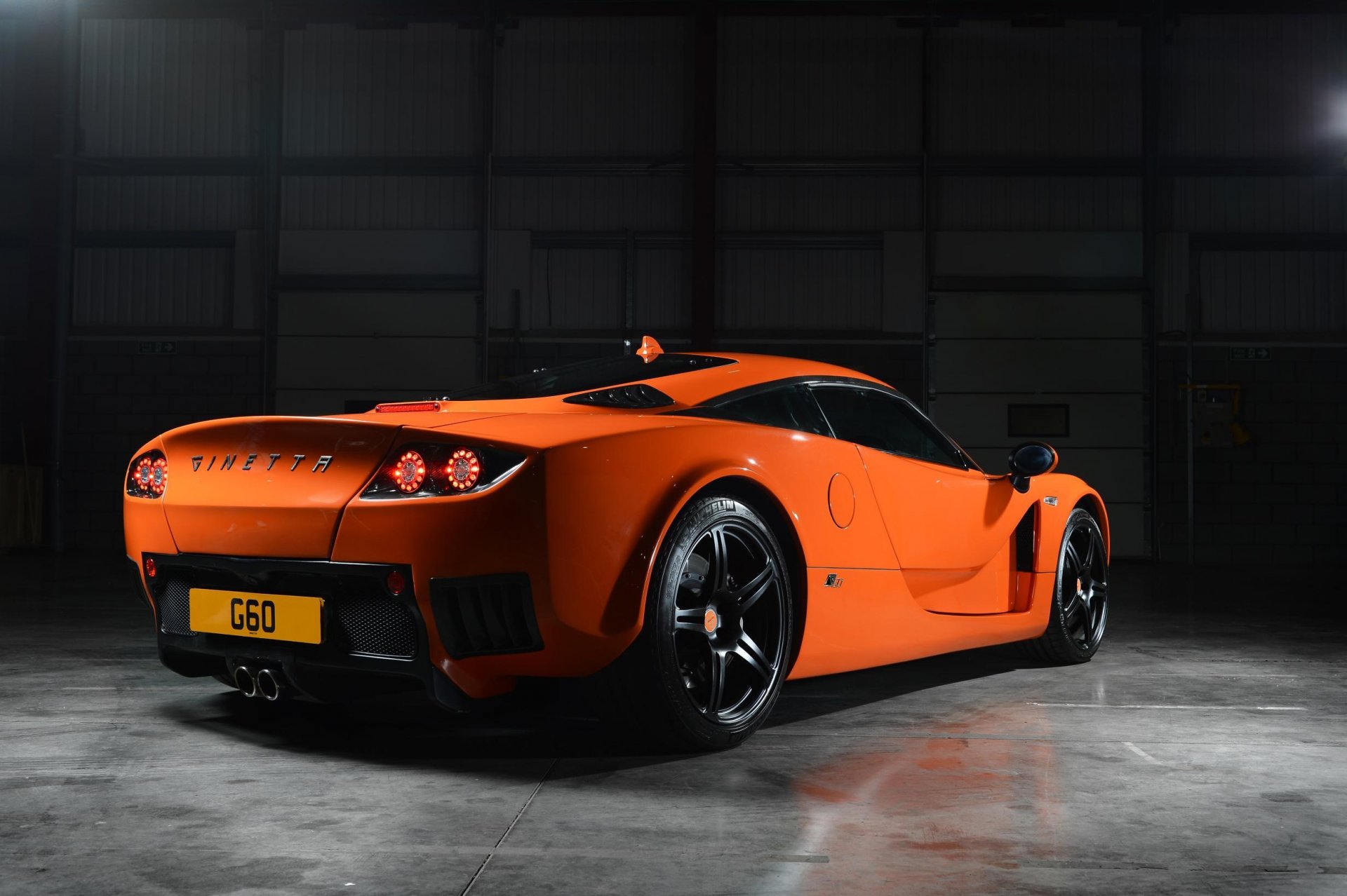 ginetta g60 auto sportiva jorange posteriore garage