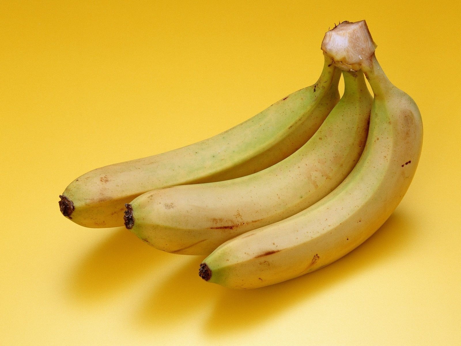 nourriture bananes fond blanc jaune forme fruits