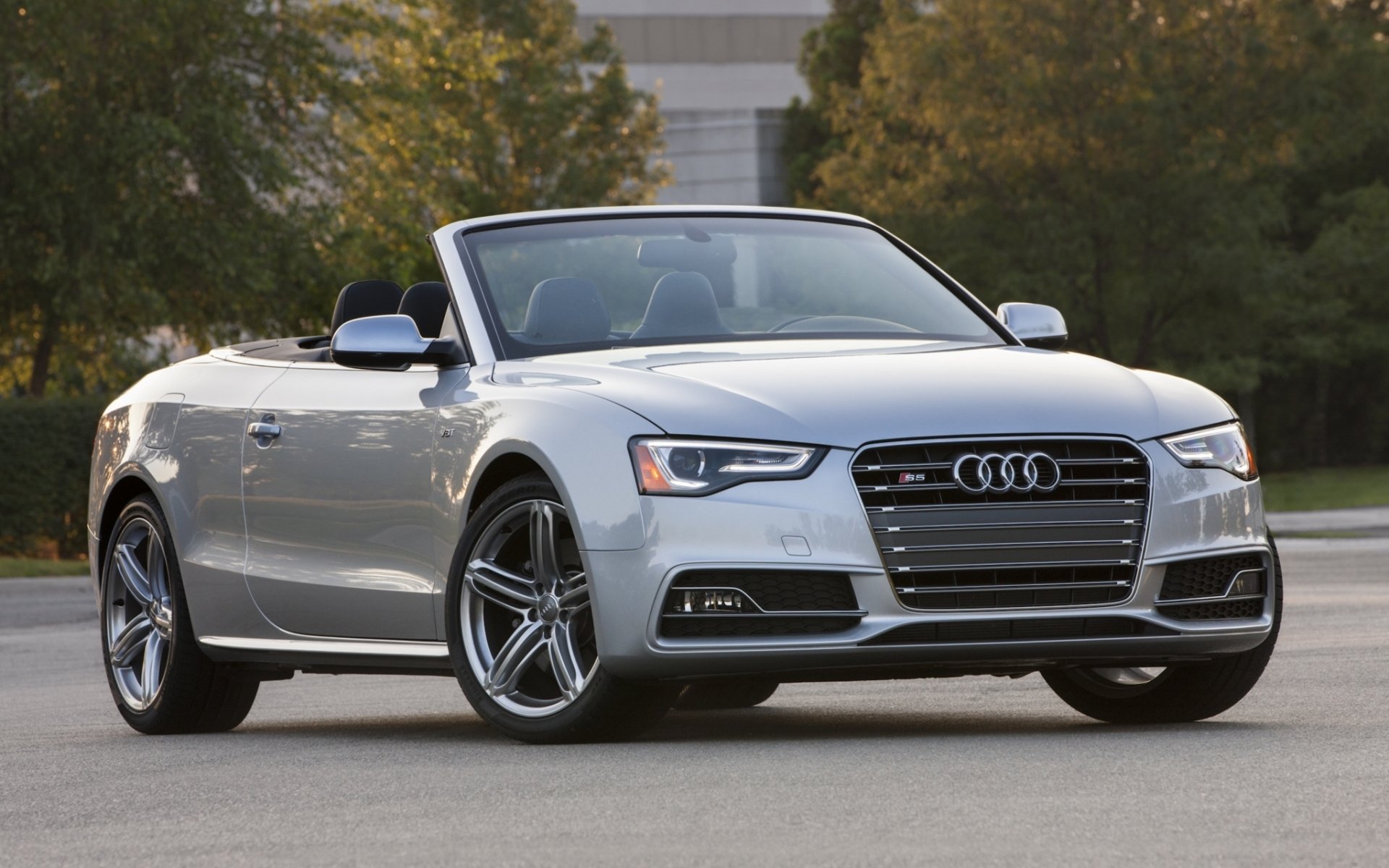 audi s5 cabriolet es5 convertible front grey tree background