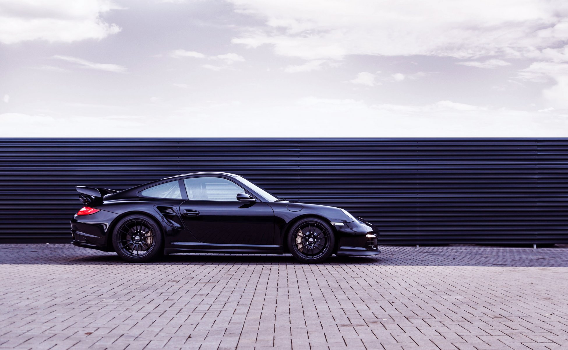 porsche 911 gt2 ok-chiptuning auto voiture noir vue latérale voiture de sport jour