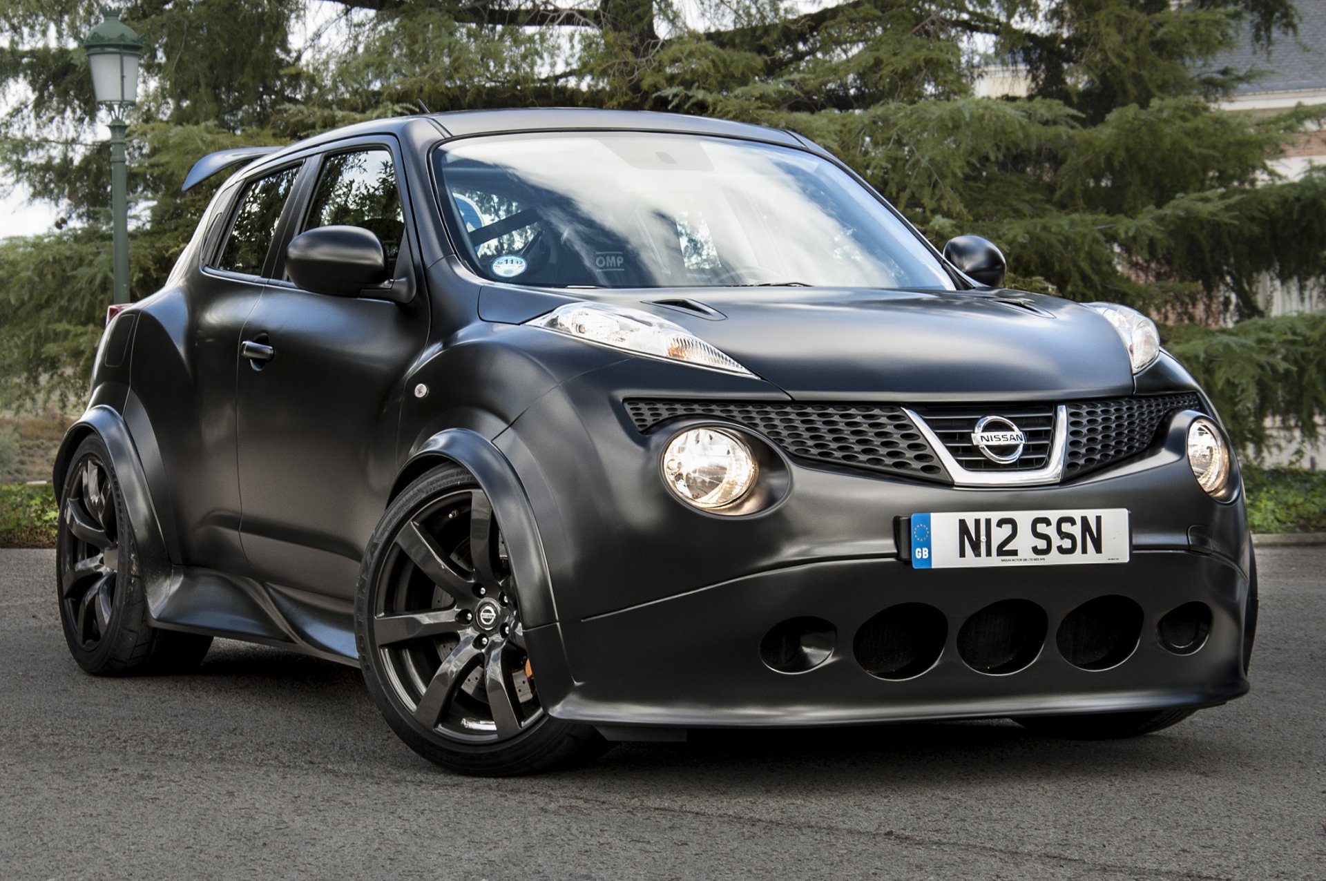 nissan juke g nismo czarny matowy