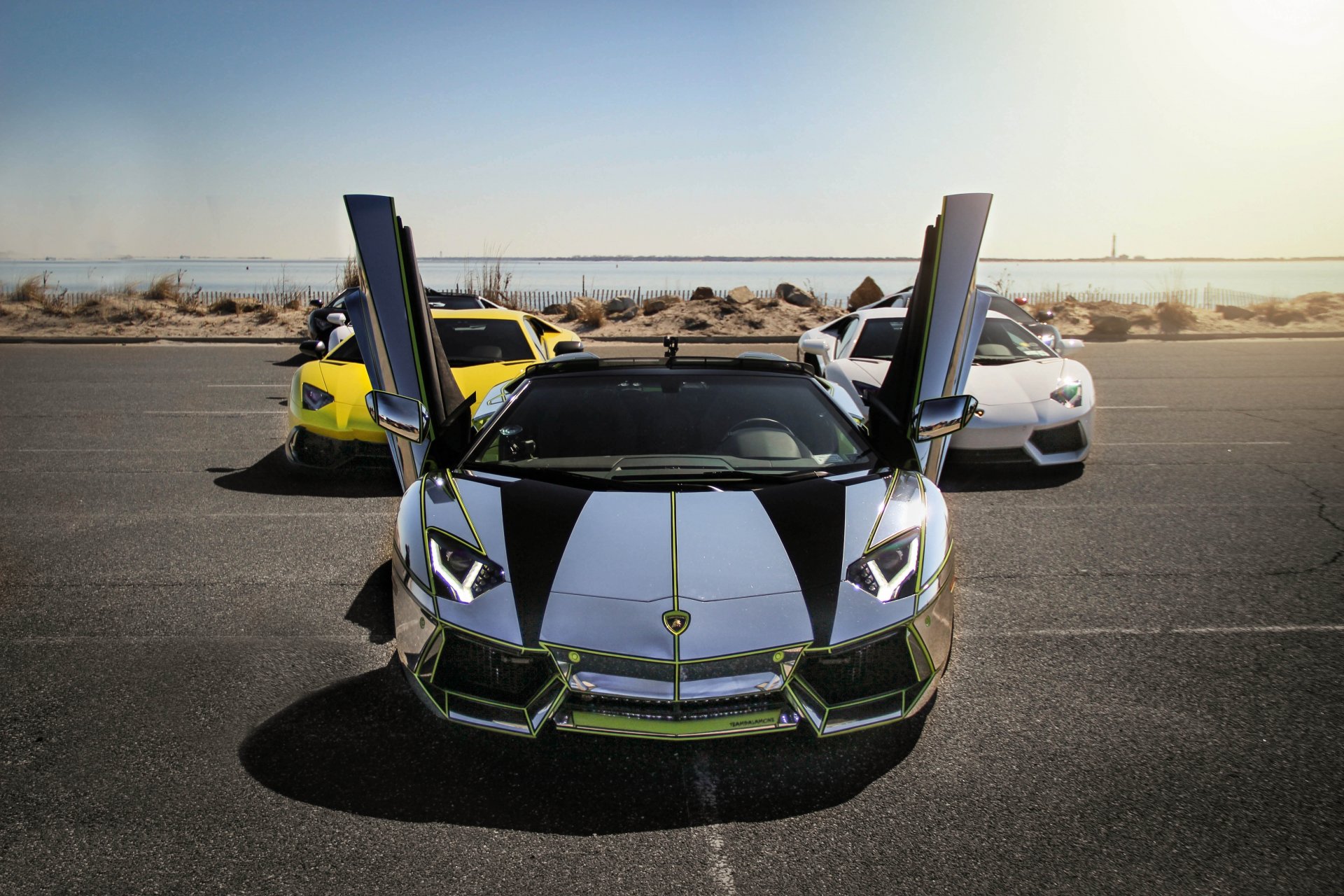 lamborghini aventador lp700-4 plateado amarillo blanco lamborghini aventador plata