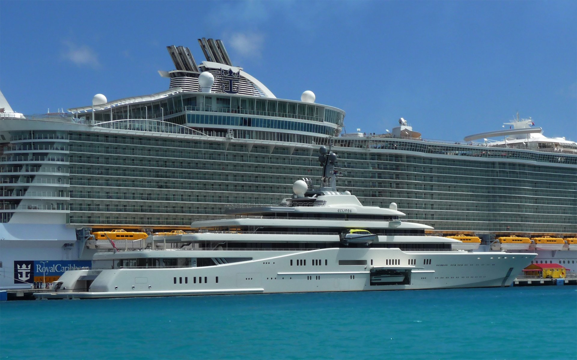 hip liner cruise sky sea yacht