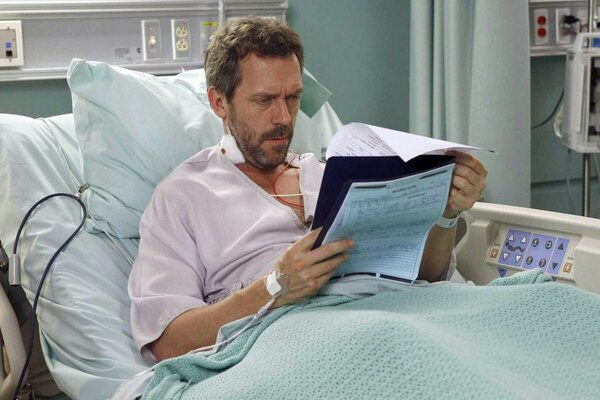 Cama de hospital . De la película Dr. House