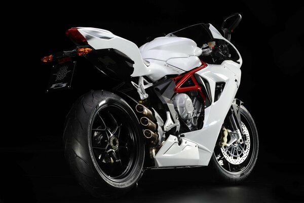 Italienisches weißes Sportbike Agusta