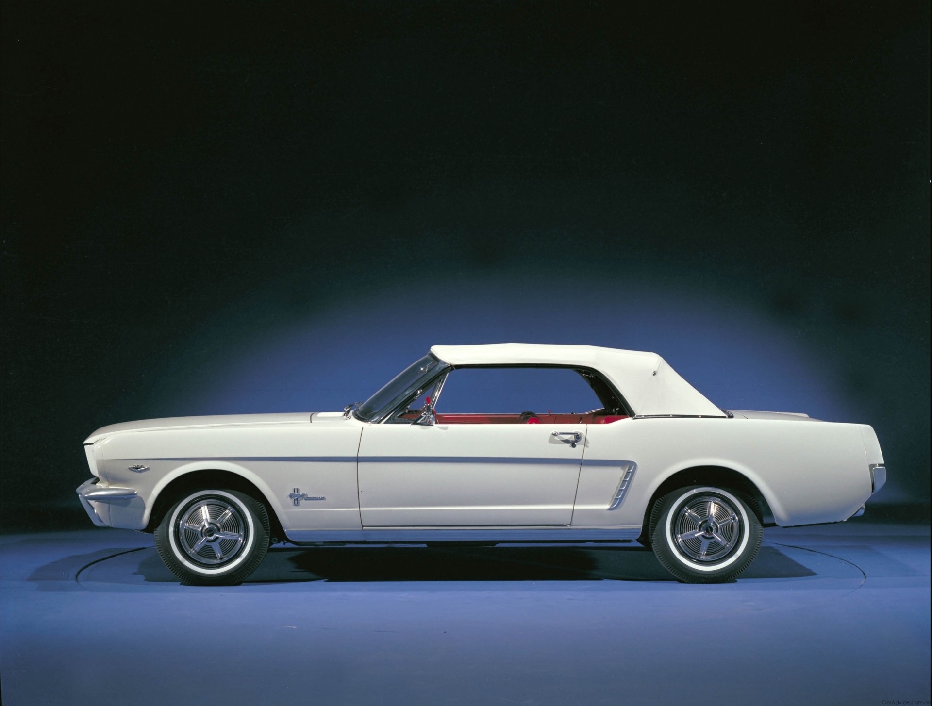 auto ford mustang stil