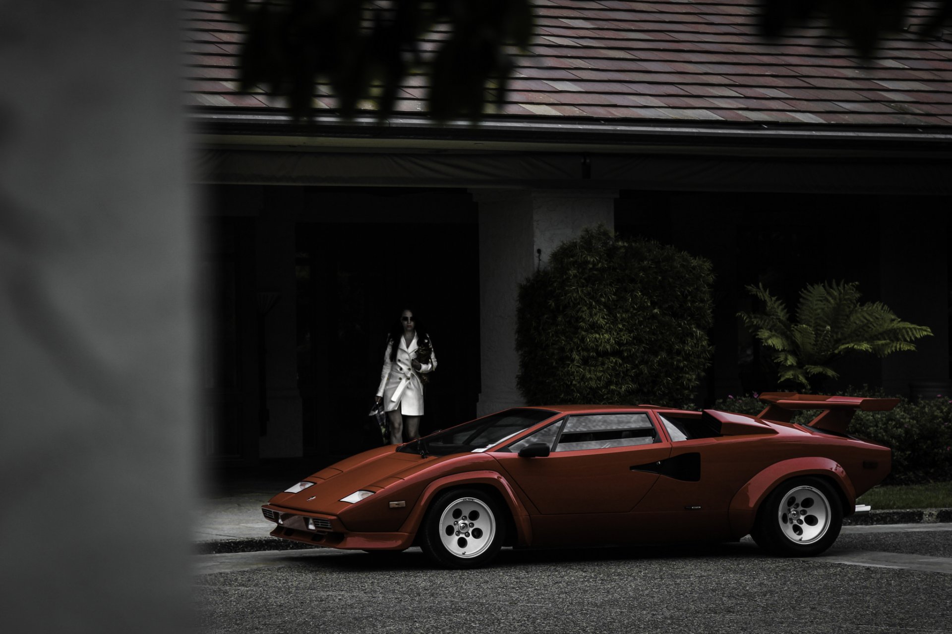 lamborghini countach czerwony dziewczyna pies dom lamborghini czerwony