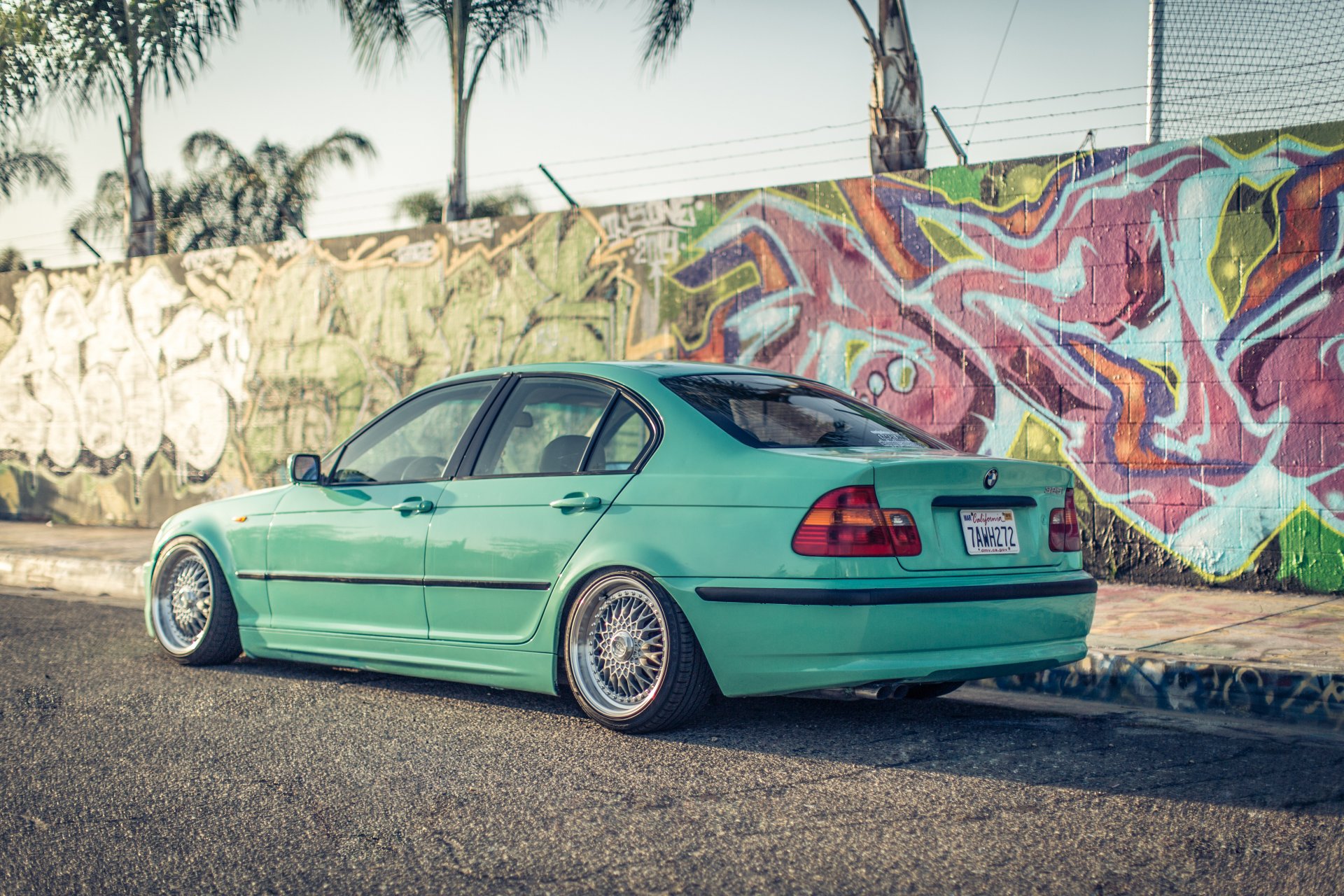 bmw e46 325i 3 series bmw wheels position three tuning graffiti curb