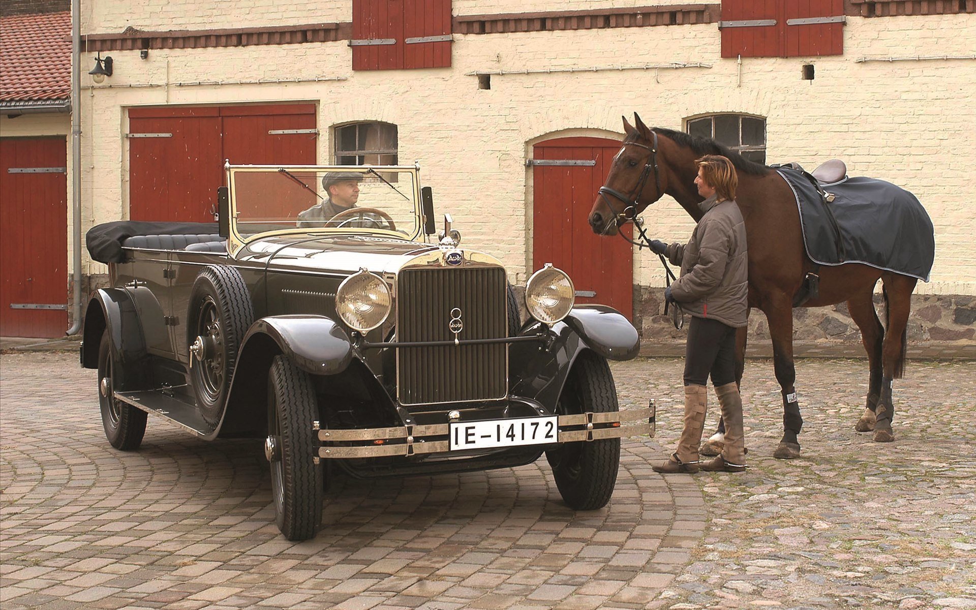 audi empereur 1929 audi rétro avant cheval hommes arrière-plan