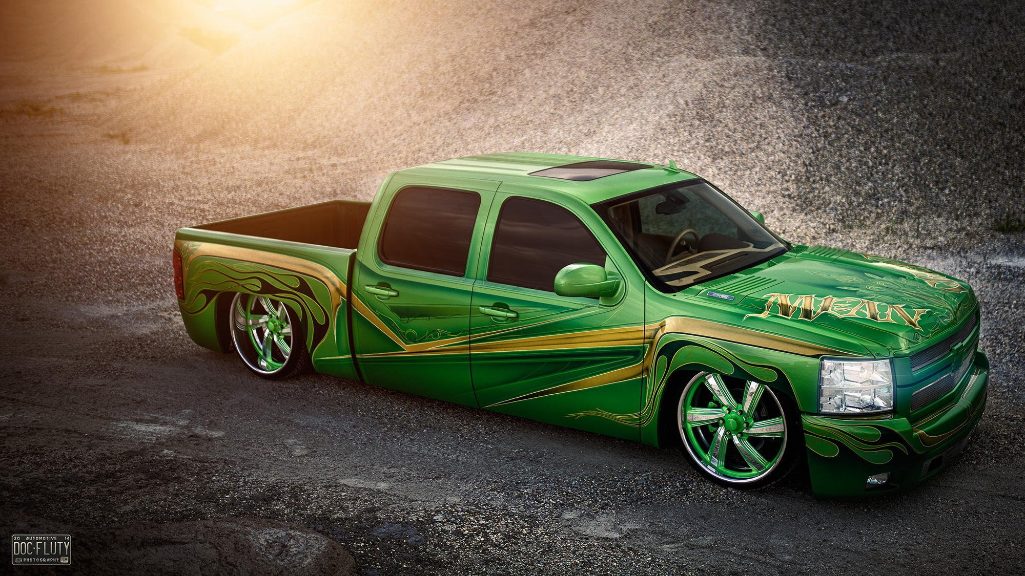 chevrolet silverado lowrider pick-up dock morbido e pulito verde chevrolet silverado