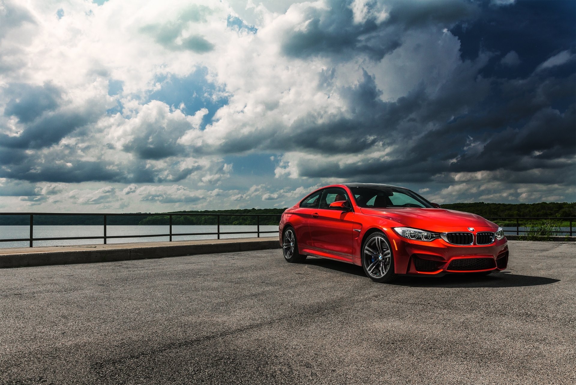 bmw m4 f82 naranja bmw terraplén cielo nubes