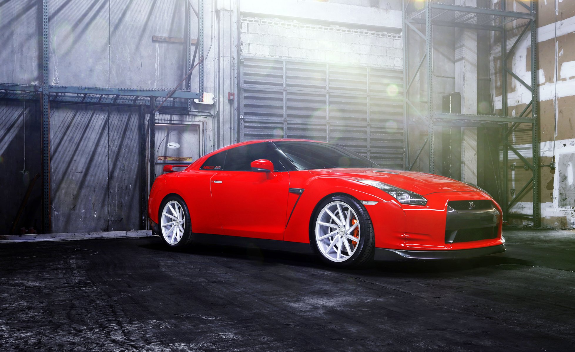 nissan gtr rosso vossen ruote anteriore