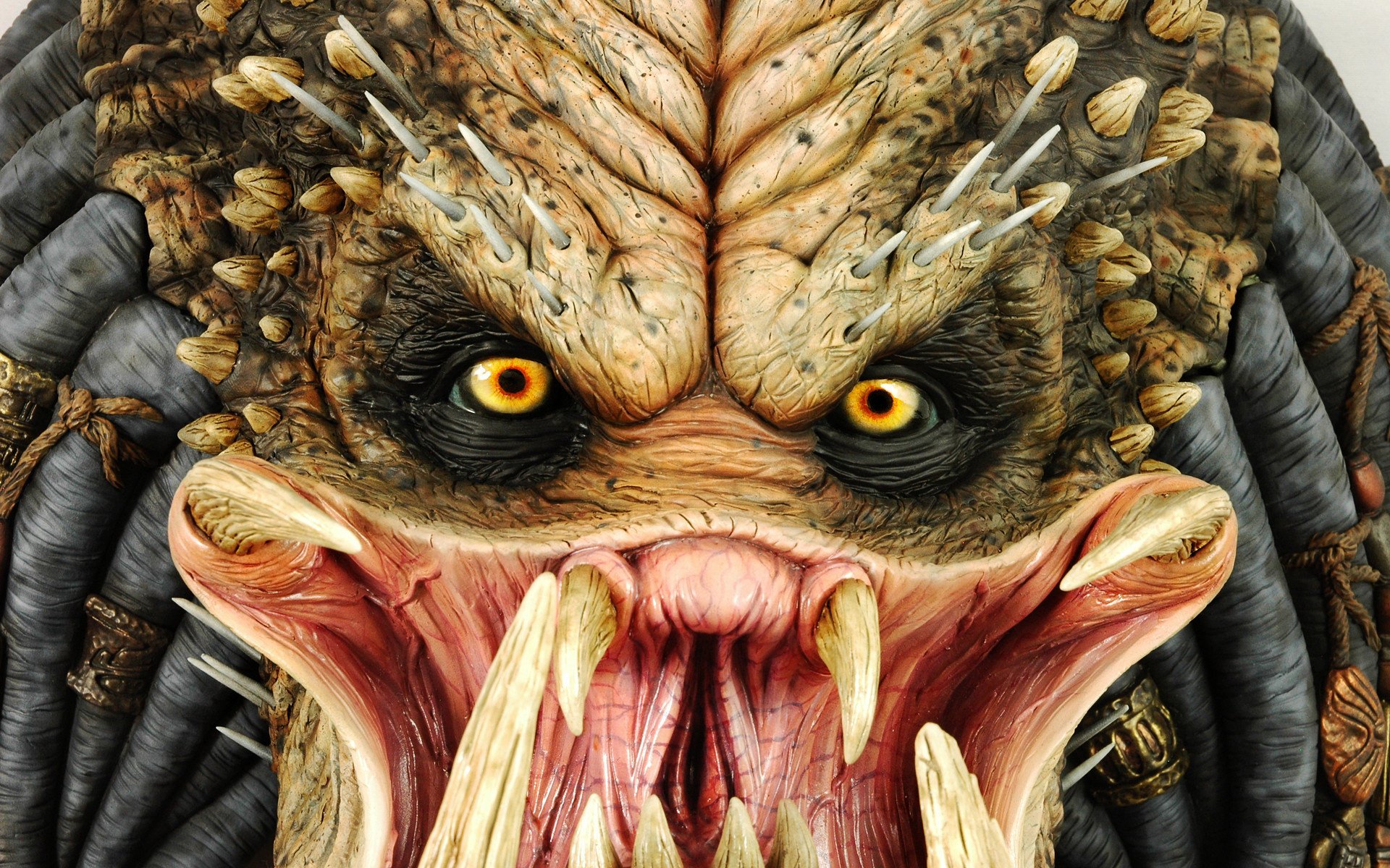 monster predator predator hunter warrior head fangs eyes macro porcupine monster movie