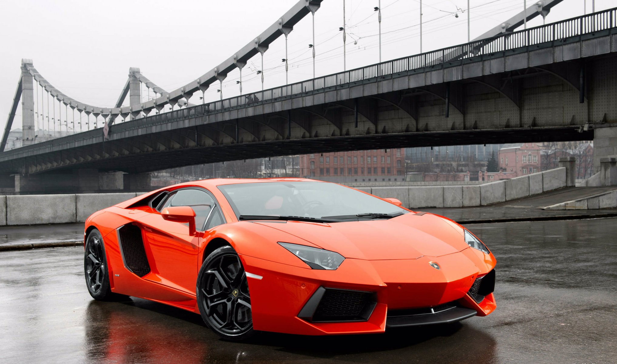 lamborghini aventador lp700-4 оранжевый авентадор мост