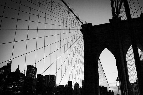 Arches et réseaux de ponts à New York