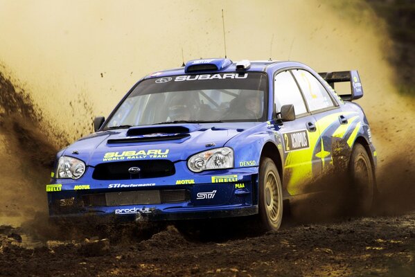 Subaru Impreza moves on off-road