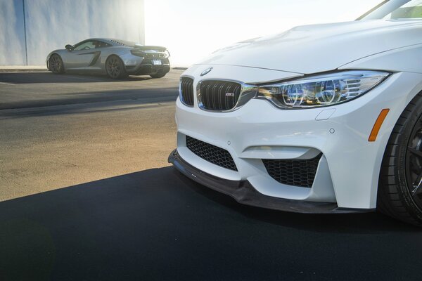 Blanco frente a BMW frente a McLaren