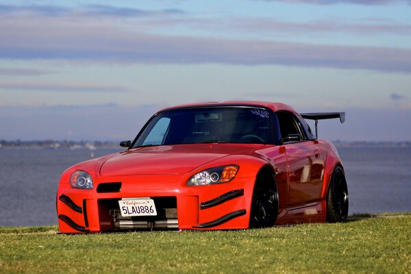 Honda s2000, яркая красавица с динамичным характером