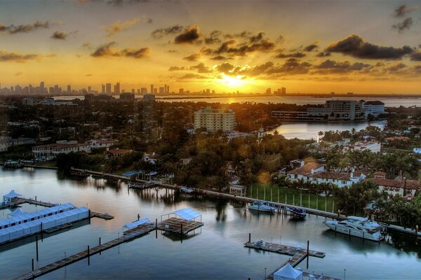 A dazzlingly beautiful sunset from the pier