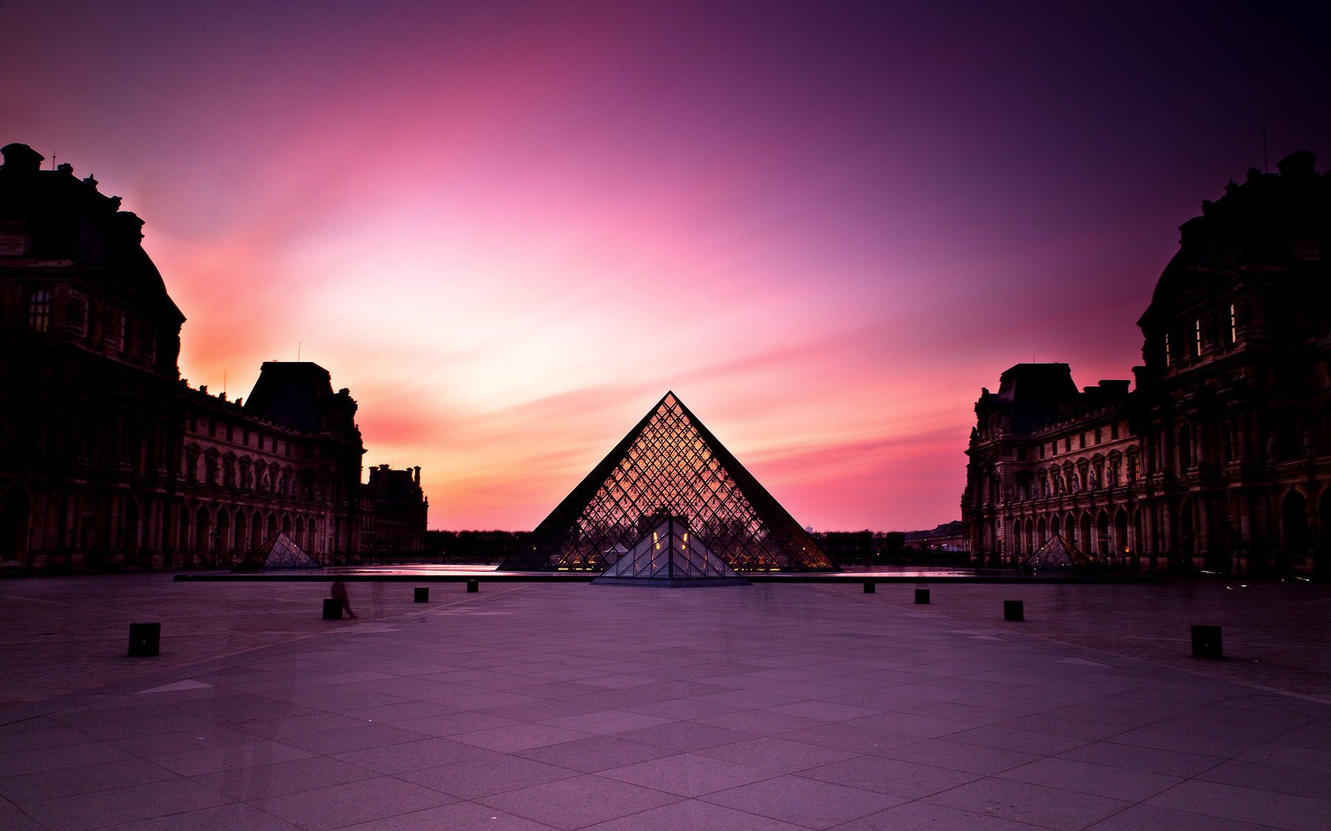 france paris sunset people day louvre pyramids city evening lilac sky square landmark buildings houses pyramid