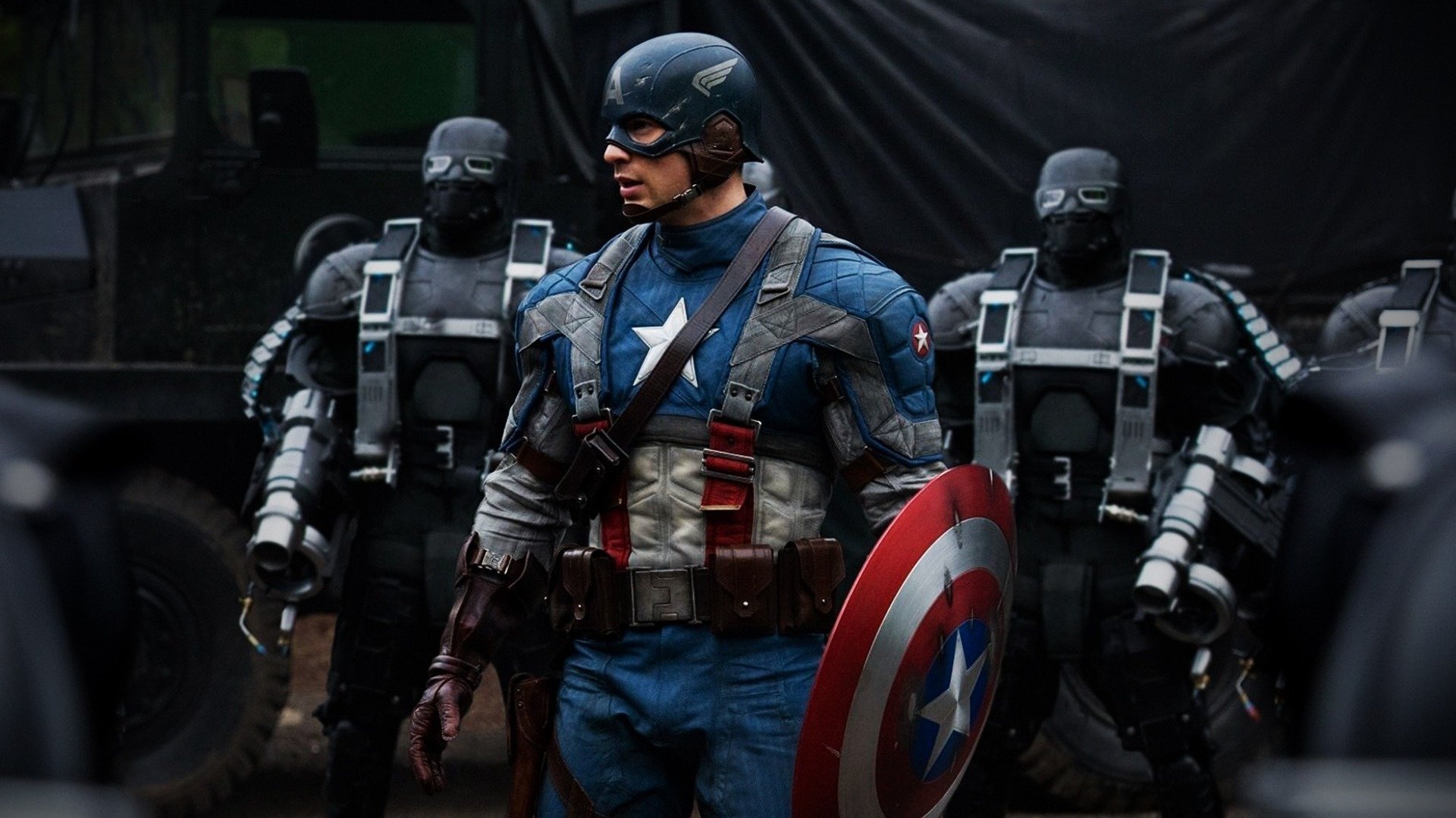 el primer avenger película escudo capitán américa capitán américa hombres traje héroe estrella símbolo guerreros armas máscara luchadores