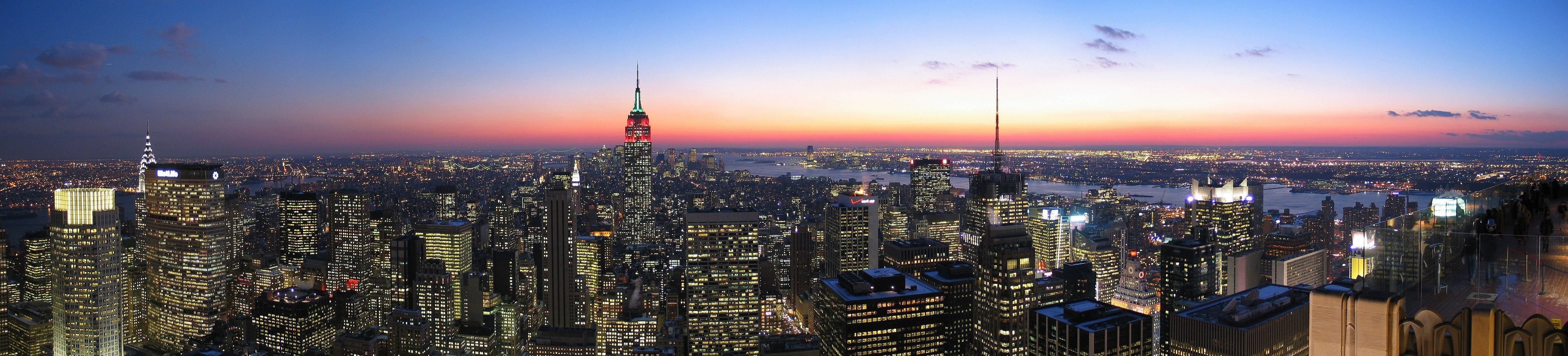 ny multi monitors panorama nueva york ciudad de nueva york wallpapers metrópolis usa ciudad estados unidos américa vista edificios casas rascacielos noche luces horizonte cielo luz en las ventanas neón río