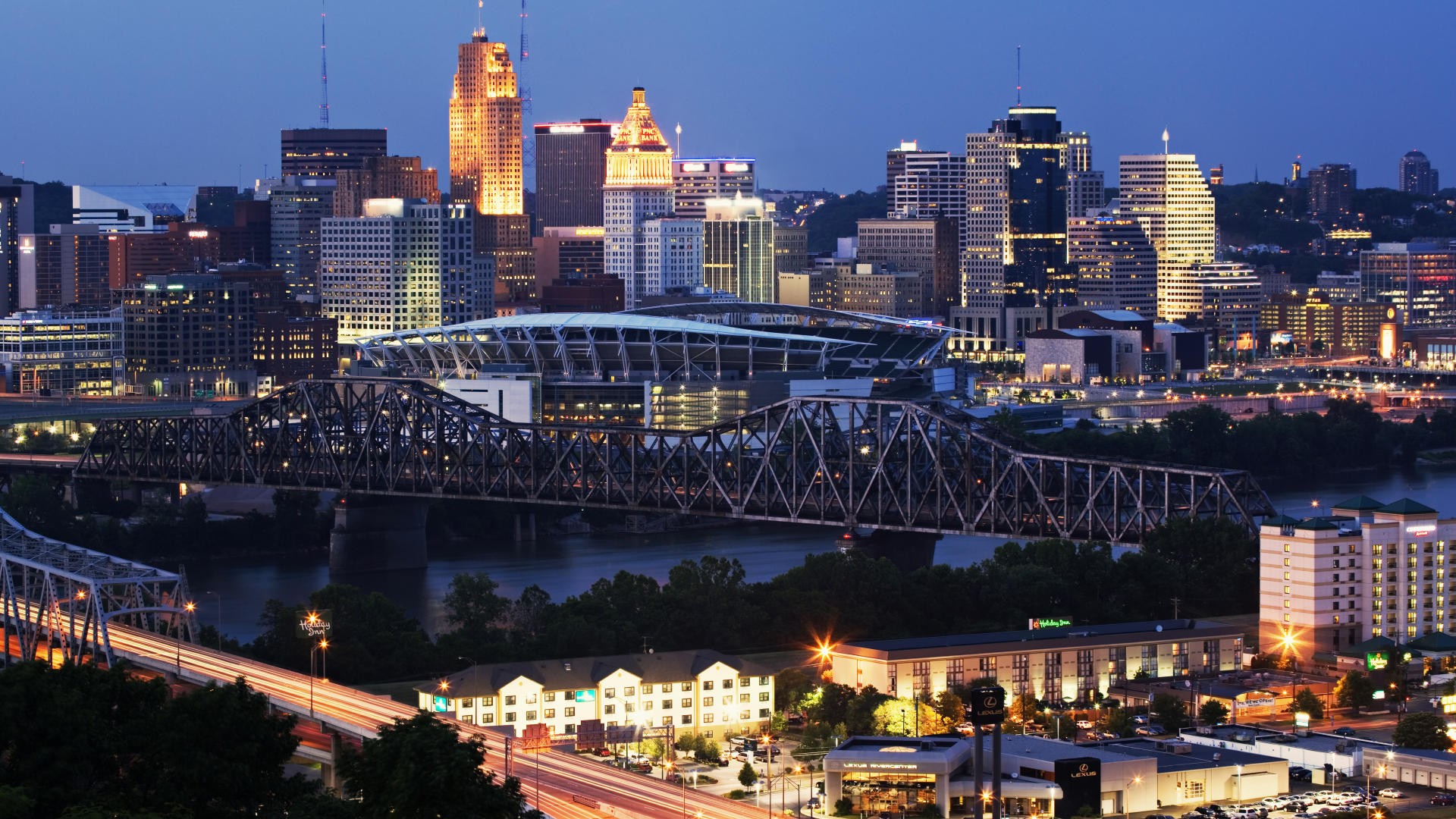 cincinnati kentucky night