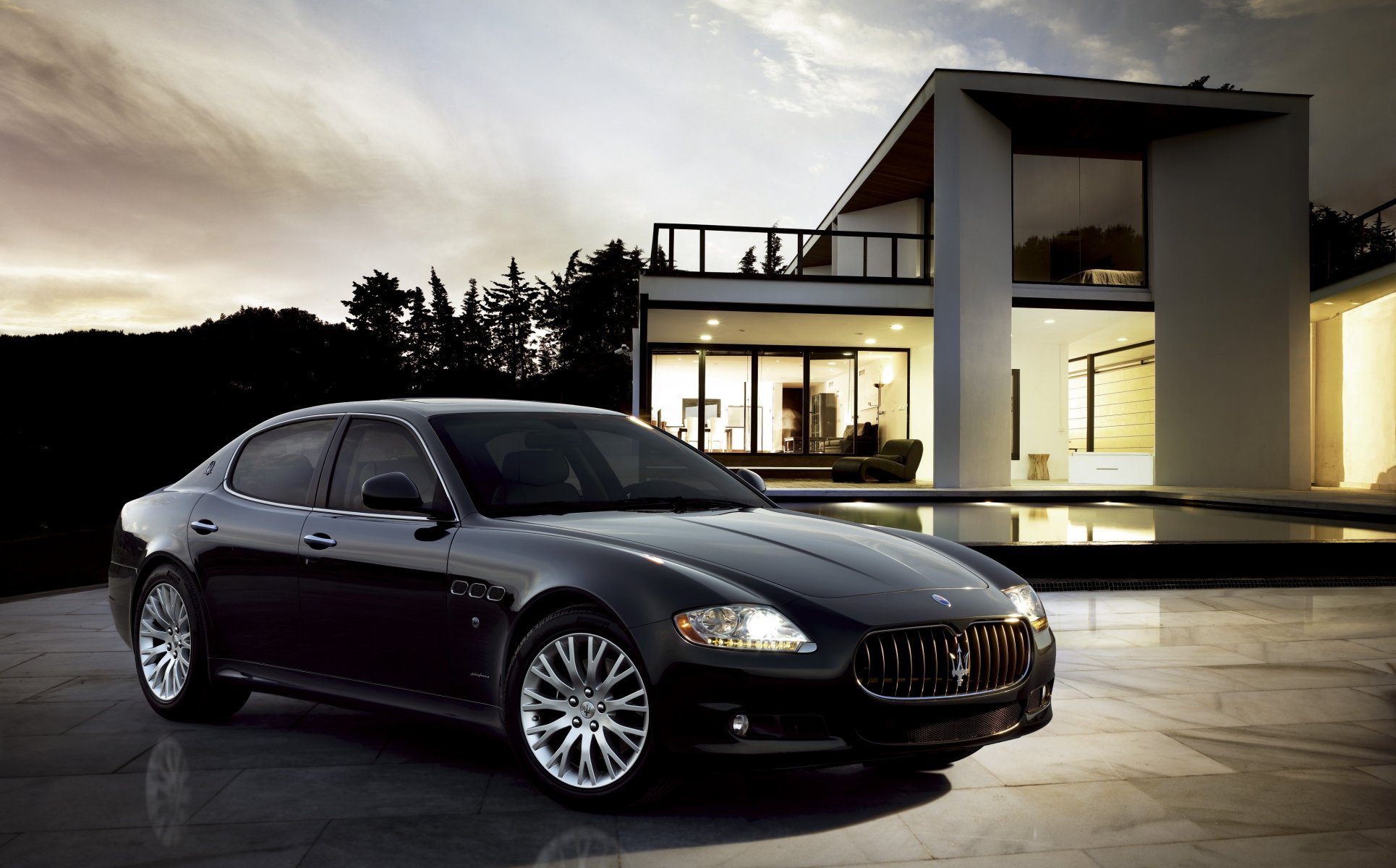 maserati quattroporte noir soirée