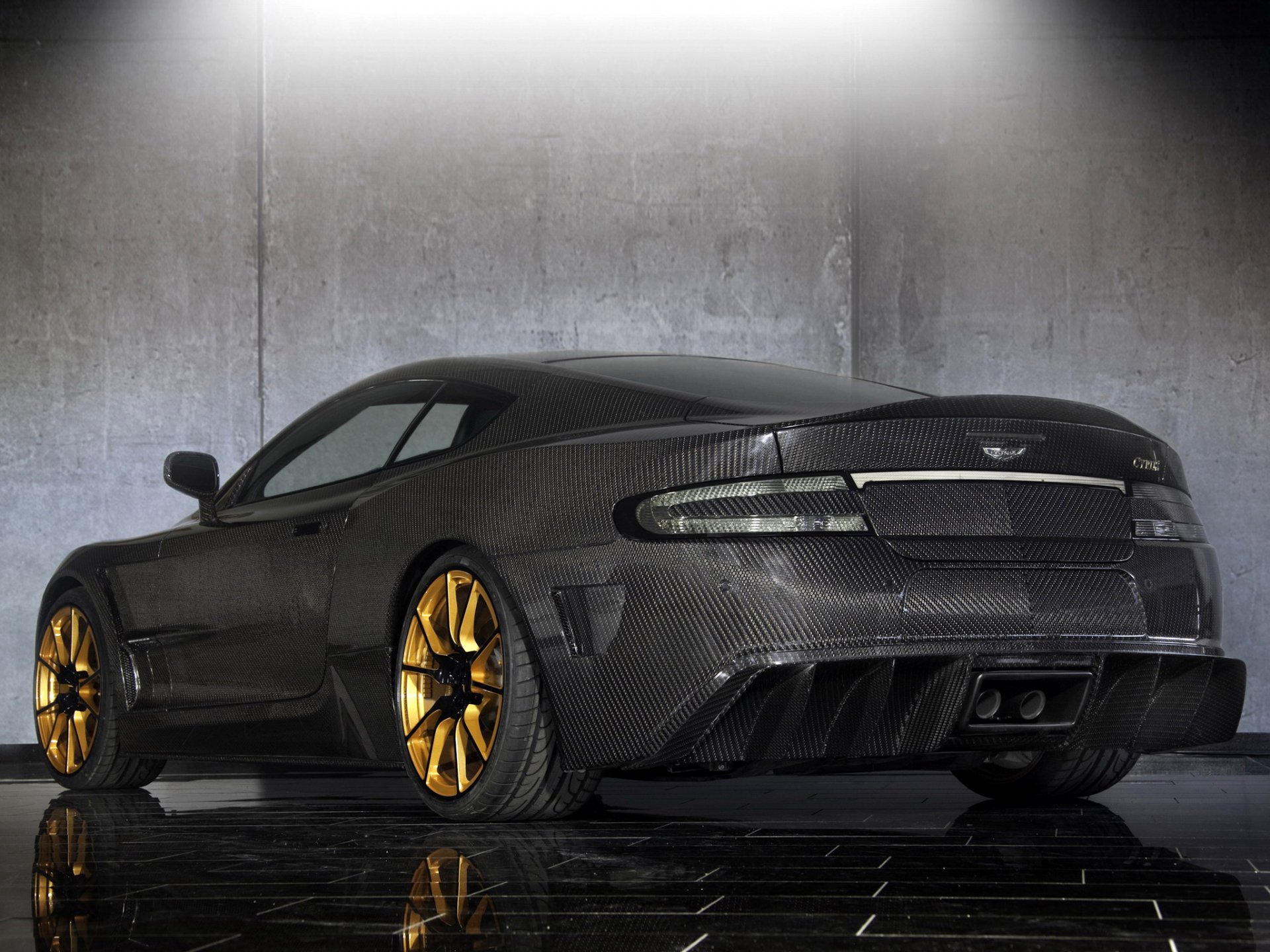 mansory cyrus aston martin db9 vehicles tuning aston martin back of carbon