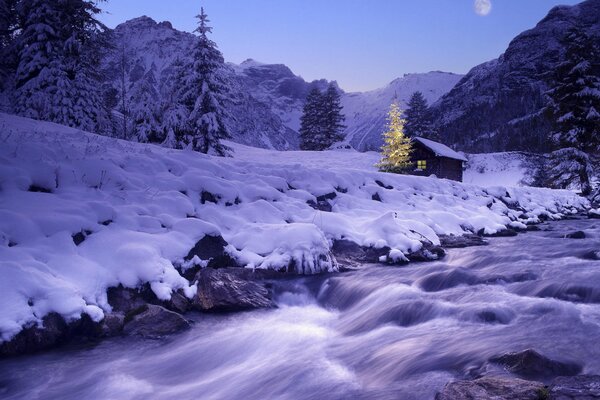 Paysage de Noël d hiver enneigé