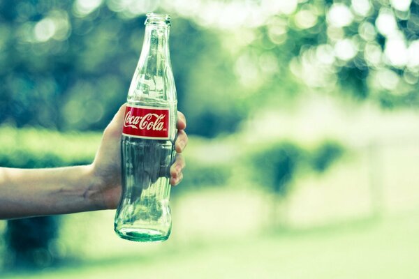 Leere Flasche Coco-Cola