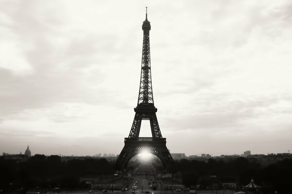 Sunrise at the Eiffel Tower in France