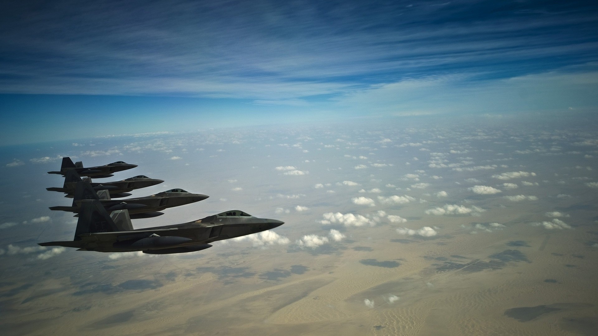 ky plane cloud of the jet f-22 blue